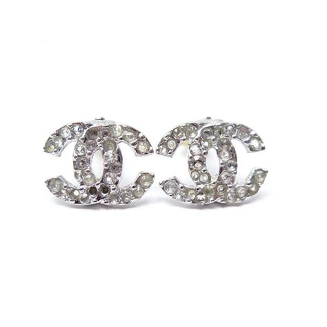 boucle d'oreille chanel logo cc|Boucles d'oreilles .